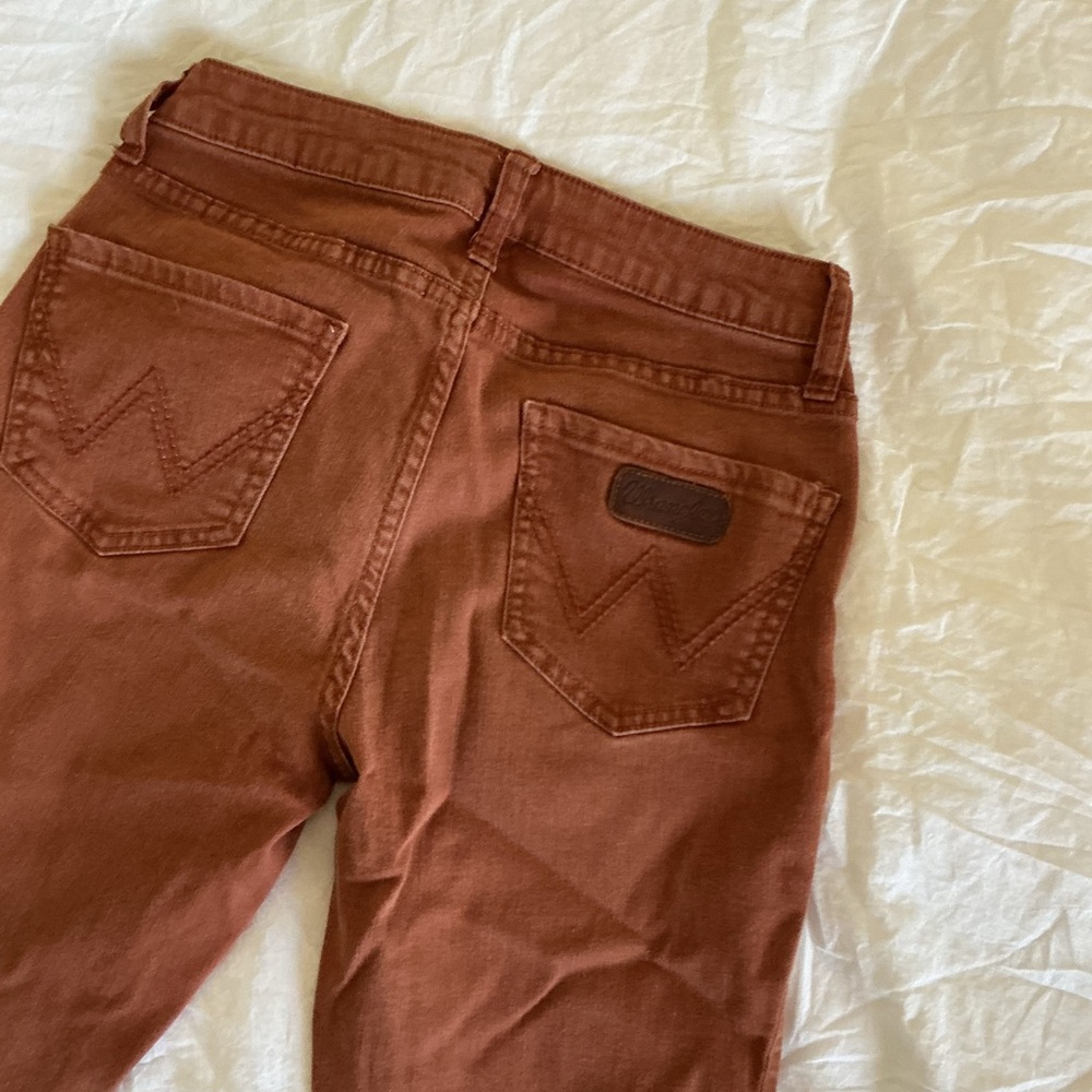 Wrangler Women's Skinny Pants Rust Brown